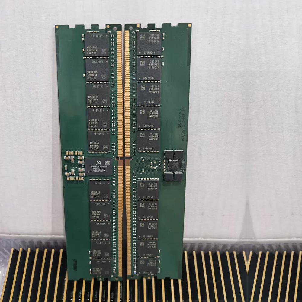 Samsung RAM / Memory Modules  32G 5600HMz