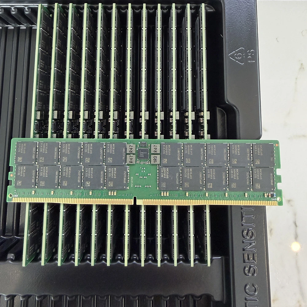 Samsung RAM / Memory Modules 64G 5600MHz